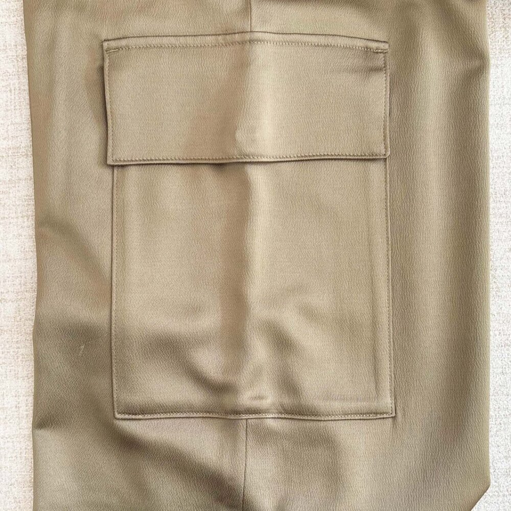 Club Monaco Laurel Oak Satin Belted Cargo Pant Size 2 - Picture 11 of 15
